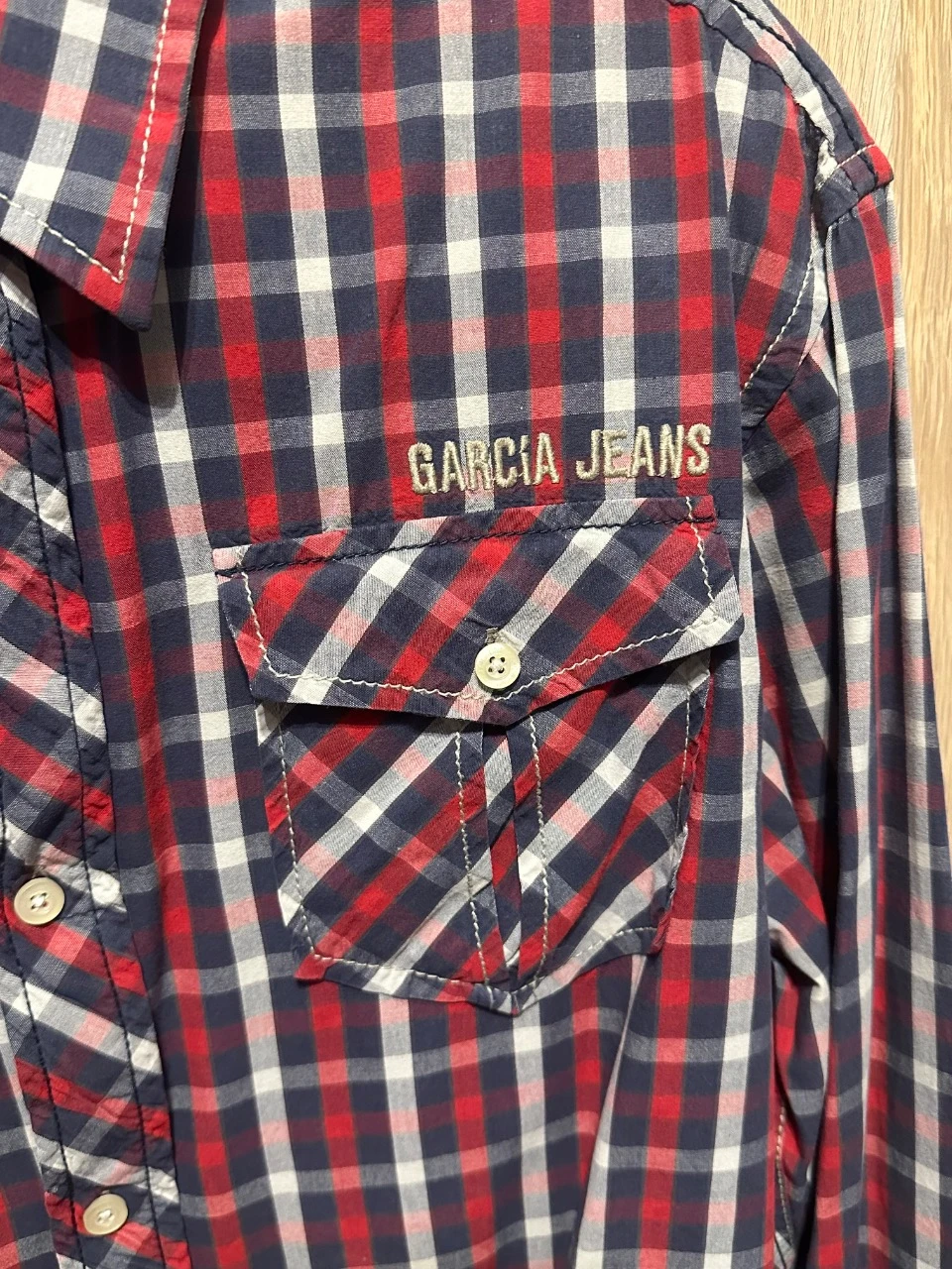 Camisa de manga larga Garcia Jeans a cuadros rojo/azul/blanco – Ajuste Regular – photo 3